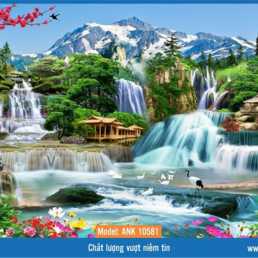 Tranh gạch kính 3D phong cảnh ANK 10851 Tranh thác nước được xem là một dòng tranh phong thủy. Giá trị phong thủy của bức tranh này tùy thuộc vào chủ thể chính của bức tranh, mà cụ thể ở đây là thác nước. Người Việt có câu “tiền vào như nước”, trùng với quan niệm trong phong thủy là “Thủy quản tài lộc”.