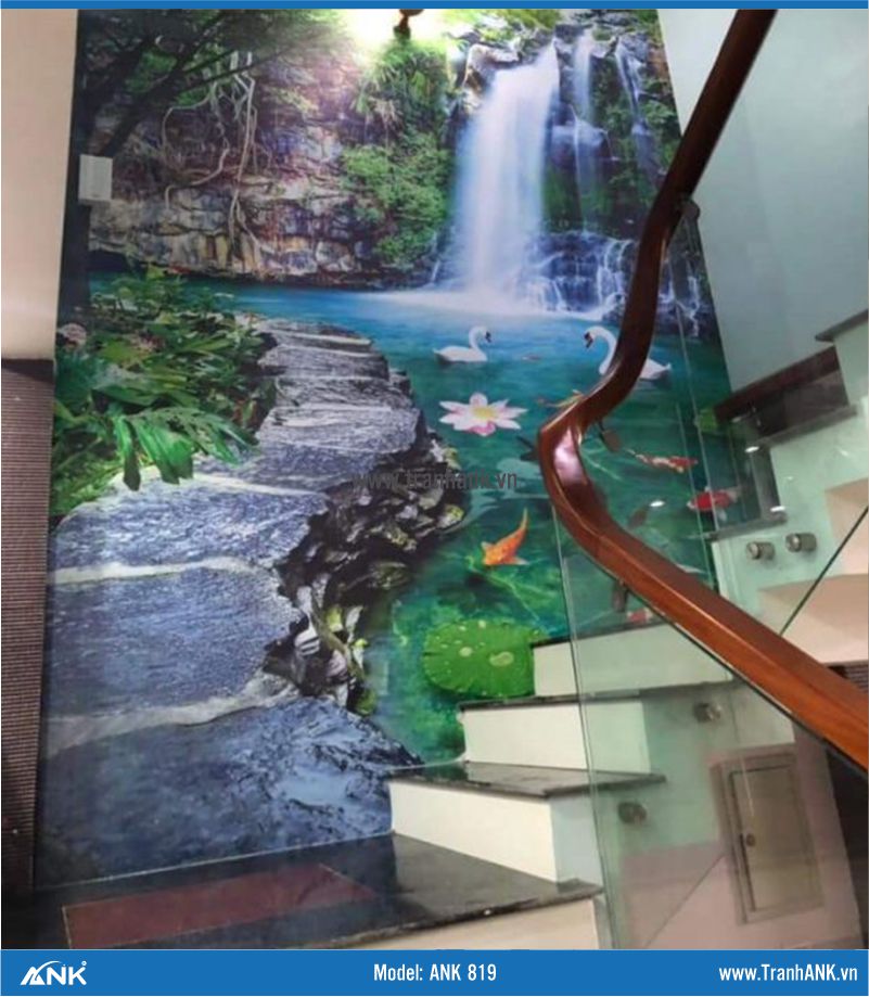 Tranh kính 3D ốp cầu thang ANK 819 vừa trang trí vừa có ý nghĩa ý nghĩa phong thủy của tranh thác nước tượng trưng cho dòng chảy tiền tài, liên tục